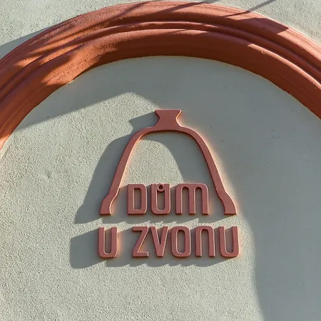 U Zvonu דירה